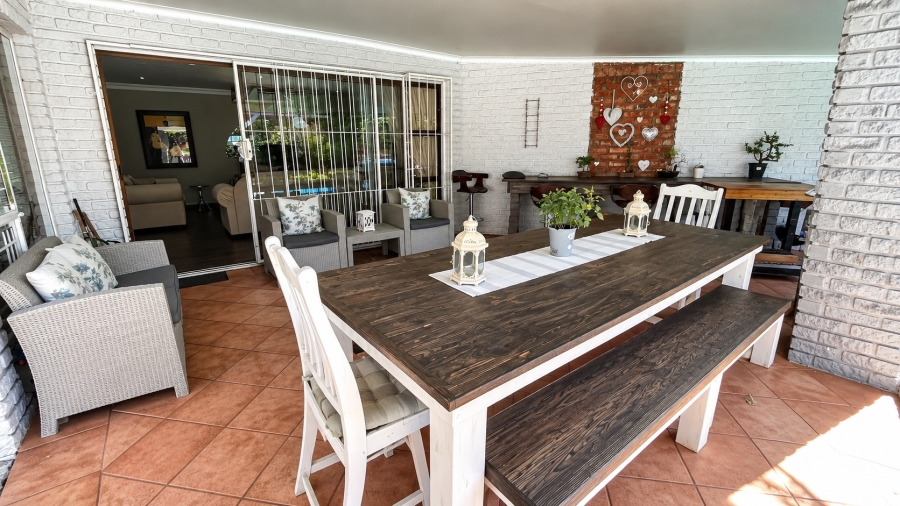3 Bedroom Property for Sale in Wilkoppies North West